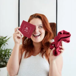 Dock & Bay Outlet Dock & Bay Hair Wrap - Quick Dry Hair Towel - Halong Burgundy - Outlet -Dock & Bay Shop 02 HOME20 HAIRW CLA DKRED D2M13 003 SQ X3