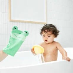 Dock & Bay Outlet Dock & Bay Wash Mitt - Animal - Frankie Frog - Outlet -Dock & Bay Shop 03 BABYMERAKI21 HOODT ANI HD FROG 025 SQ X3