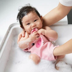 Dock & Bay Outlet Dock & Bay Wash Mitt - Animal - Parker Pig - Outlet 16 Dock & Bay Outlet Dock & Bay Wash Mitt - Animal - Parker Pig - Outlet -Dock & Bay Shop 03 BABYMERAKI21 HOODT ANI HD PIG 015 SQ X3