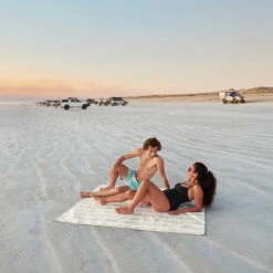 Dock & Bay Dock & Bay Picnic Bundle - Bora Bora Beige Blanket + 4 Cabana Towels - Set A -Dock & Bay Shop 03 BROOME22 PICNIC CAB LTBGE 005 SQ X3