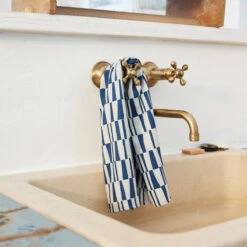 Dock & Bay Dock & Bay Tea Towels - Blackberry Bliss (3) -Dock & Bay Shop 03 HOMEITALY23 TEATWL BLISS 022 SQ X3