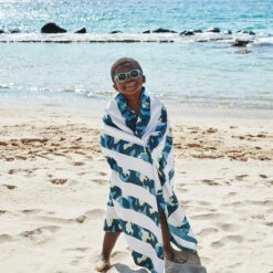 Dock & Bay Dock & Bay Kids Beach Towels - Wild Ones (4) -Dock & Bay Shop 03 KIDSBEACH22 TOWLB KID CAMO 013 SQ X3 e4ac7e1b c6e7 4e09 a816 05aae62755ad