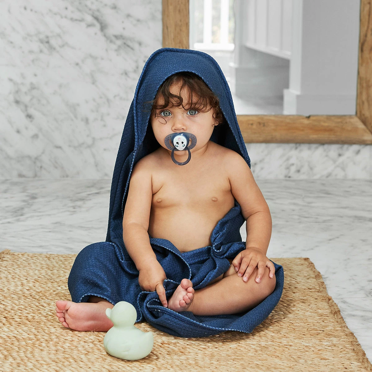 Dock & Bay Outlet Dock & Bay Baby Hooded Towels - Midnight Navy - Outlet 7 Dock & Bay Outlet Dock & Bay Baby Hooded Towels - Midnight Navy - Outlet - Image 5