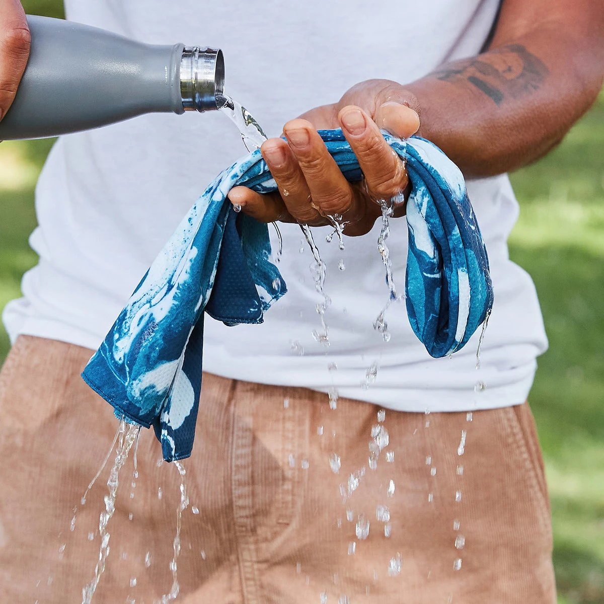 Dock & Bay Dock & Bay Cooling Gym Towel - Peach Melba 6 Dock & Bay Dock & Bay Cooling Gym Towel - Peach Melba - Image 4