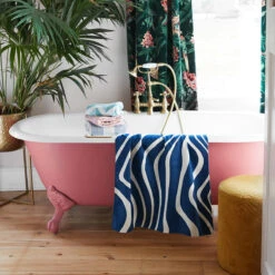 Dock & Bay Dock & Bay Bath Towels - Tide Break Navy -Dock & Bay Shop 05 HOMEUK23 TOWLH MIXED1 013 SQ X3