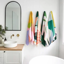 Dock & Bay Outlet Dock & Bay Bath Towels - Monte Verde - Outlet -Dock & Bay Shop 05 POLLARD21 AUS TOWLH RET S1 001 SQ X3 509b75f6 c380 4858 8b6f dc60100dba6d