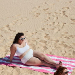 Dock & Bay Dock & Bay Quick Dry Towels - Perfectly Paired (Set Of 4) 22 Dock & Bay Dock & Bay Quick Dry Towels - Perfectly Paired (Set Of 4) -Dock & Bay Shop 05 SANDDUNES23 TOWLB CAB 027 SQ X3 16b80f45 bbfb 423f aa6e 0b7ef0479075