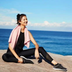 Dock & Bay Dock & Bay Quick Dry Towels - Island Pink 25 Dock & Bay Dock & Bay Quick Dry Towels - Island Pink -Dock & Bay Shop 06 BONDI17 F ACTIVE PINK S8 040 SQ X3