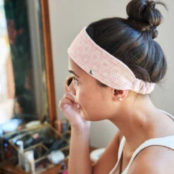 Dock & Bay Dock & Bay Makeup Headband - Diamond Pink -Dock & Bay Shop 06 HOMEUK23 HEADW GEO PINK 020 SQ X3
