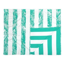 Dock & Bay Outlet Dock & Bay Quick Dry Towels - Palm Paradise - Outlet -Dock & Bay Shop 06 TOWLB FLO PALM flatfold X3