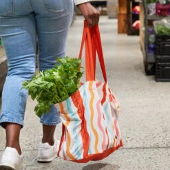 Dock & Bay Outlet Dock & Bay Foldaway Tote Bags - Squiggle Face - Outlet 20 Dock & Bay Outlet Dock & Bay Foldaway Tote Bags - Squiggle Face - Outlet -Dock & Bay Shop 08 MARRICKVILLE22 GROCERY H BAGF KID SQUIG 020 SQ X3