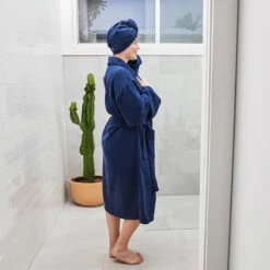 Dock & Bay Dock & Bay Bath Robe - Nautical Navy 25 Dock & Bay Dock & Bay Bath Robe - Nautical Navy -Dock & Bay Shop 08 MUSEHOME22 ROBE CLA NAVY 60 SQ X3