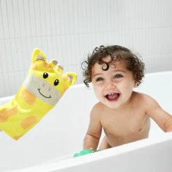 Dock & Bay Outlet Dock & Bay Wash Mitt - Animal - Greta Giraffe - Outlet 21 Dock & Bay Outlet Dock & Bay Wash Mitt - Animal - Greta Giraffe - Outlet -Dock & Bay Shop 09 BABYMERAKI21 HOODT ANI HD GIRAF 024 SQ X3