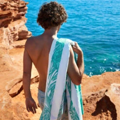 Dock & Bay Outlet Dock & Bay Quick Dry Towels - Palm Paradise - Outlet -Dock & Bay Shop 09 BROOME22 TOWLB FLO PALM 026 SQ X3
