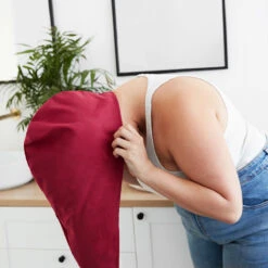 Dock & Bay Outlet Dock & Bay Hair Wrap - Quick Dry Hair Towel - Halong Burgundy - Outlet -Dock & Bay Shop 09 HOME20 HAIRW CLA DKRED D2M13 015 SQ X3