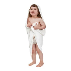Dock & Bay Outlet Dock & Bay Baby Hooded Towels - Wishful White - Outlet -Dock & Bay Shop 09 HOODT CLA WHITE LIFE 014 X3