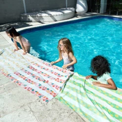 Dock & Bay Dock & Bay Kids Beach Towels - Rainbow Road 26 Dock & Bay Dock & Bay Kids Beach Towels - Rainbow Road -Dock & Bay Shop 09 KIDSMERAKI21 TOWLB KID 033 SQ X3