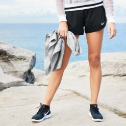 Dock & Bay Dock & Bay Quick Dry Towels - Mountain Grey -Dock & Bay Shop 10 BONDI17 F ACTIVE GREY S4 104 SQ X3