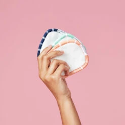 Dock & Bay Outlet Reusable Makeup Removers - Sandalwood Terracotta - Outlet -Dock & Bay Shop 10 CREATIVE21 MAKUP HOM 224 SQ X3 ecfe6990 2d11 4260 9321 f22eceaf012b