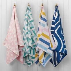 Dock & Bay Dock & Bay Bath Towels - Tide Break Navy -Dock & Bay Shop 11 HOME23 INSITU TOWLH GEO 4SET SQ X3