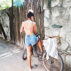 Dock & Bay Dock & Bay Quick Dry Towels - Goa Grey 29 Dock & Bay Dock & Bay Quick Dry Towels - Goa Grey -Dock & Bay Shop 11 TULUM17 CABANA LIGHT GREY S2 032 SQ X3