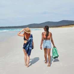 Dock & Bay Dock & Bay Quick Dry Towels - Mellow Meadow -Dock & Bay Shop 12 BAYOFFIRES22 TOWLB TYD 036 SQ X3