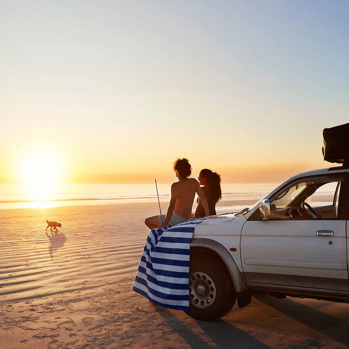 Dock & Bay Dock & Bay Picnic Blanket - Whitsunday Blue 14 Dock & Bay Dock & Bay Picnic Blanket - Whitsunday Blue - Image 12