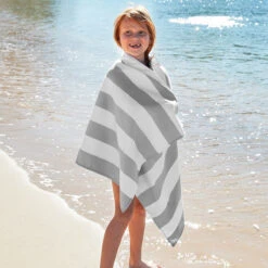 Dock & Bay Dock & Bay Kids Beach Towels - Set D (4) -Dock & Bay Shop 12 KIDSBALMORAL21 TOWLB CAB MD LTGRY 019 SQ X3