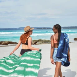 Dock & Bay Dock & Bay Quick Dry Towels - Mellow Meadow -Dock & Bay Shop 13 BAYOFFIRES22 TOWLB TYD 078 SQ X3