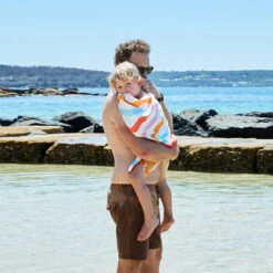 Dock & Bay Dock & Bay Kids Beach Towels - Squiggle Face -Dock & Bay Shop 13 FAMILYBALMORAL21 TOWLB KID SQUIG 016 SQ X3