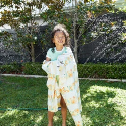 Dock & Bay Dock & Bay Kids Beach Towels - Rainbow Road 30 Dock & Bay Dock & Bay Kids Beach Towels - Rainbow Road -Dock & Bay Shop 13 KIDSMERAKI21 TOWLB KID RAINB 013 SQ X3