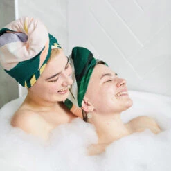 Dock & Bay Outlet Dock & Bay Hair Wraps - Monte Verde - Outlet 29 Dock & Bay Outlet Dock & Bay Hair Wraps - Monte Verde - Outlet -Dock & Bay Shop 13 POLLARD21 AUS HAIRW RET S2 026 SQ X3