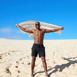 Dock & Bay Dock & Bay Quick Dry Towels - Bora Bora Beige 30 Dock & Bay Dock & Bay Quick Dry Towels - Bora Bora Beige -Dock & Bay Shop 13 SANDDUNES20 CAB LTBGE S16 001 SQ X3