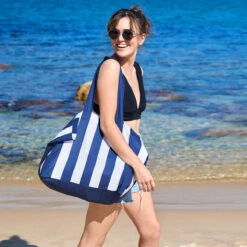 Dock & Bay Dock & Bay Foldaway Tote Bags - Set (5) 30 Dock & Bay Dock & Bay Foldaway Tote Bags - Set (5) -Dock & Bay Shop 14 MOSMAN22 BEACH BAGF CAB NAVY 002 SQ X3