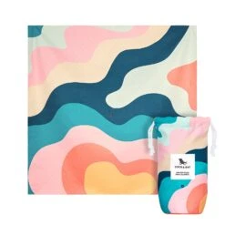Dock & Bay Dock & Bay Picnic Blanket - Get Wavy -Dock & Bay Shop PICNIC SGW LG GETWAV df940fee 2f5f 43fa adf3 5f66544e2e6c