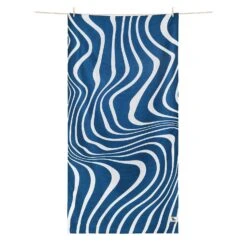Dock & Bay Dock & Bay Bath Towels - Tide Break Navy -Dock & Bay Shop TOWLH GEO XL NAVY 484a0ca3 a8da 4bbb b3b9 9104f059e1eb